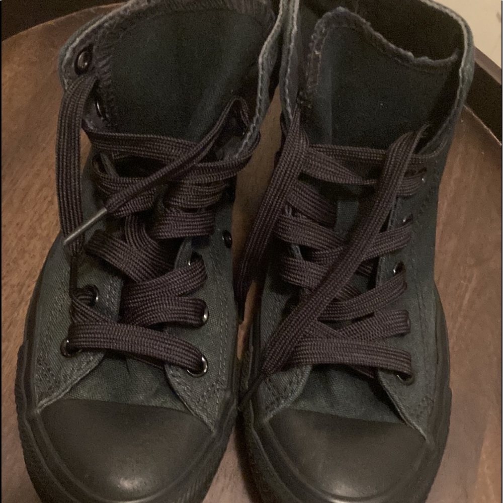 ALTERED ONE OF A KIND “this is how I Converse” by SRU